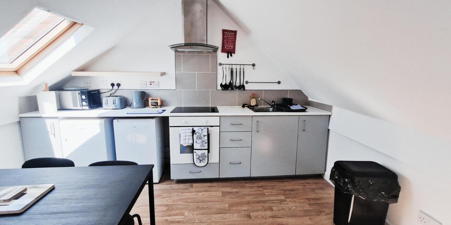 Cozy Room In Modern House Near 诺丁汉 外观 照片
